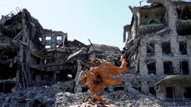 Activele oligarhilor ruși ar trebui folosite la reconstrucția Ucrainei. Cât ar costa efortul de refacere a țării după război